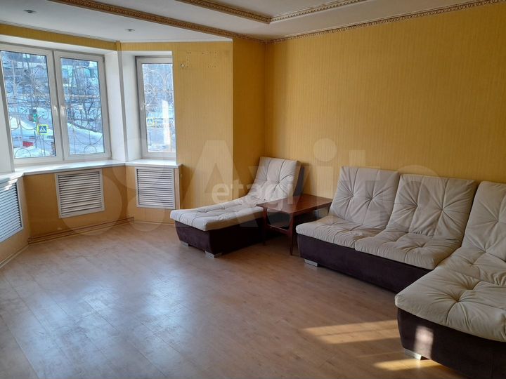 3-к. квартира, 74,2 м², 2/3 эт.