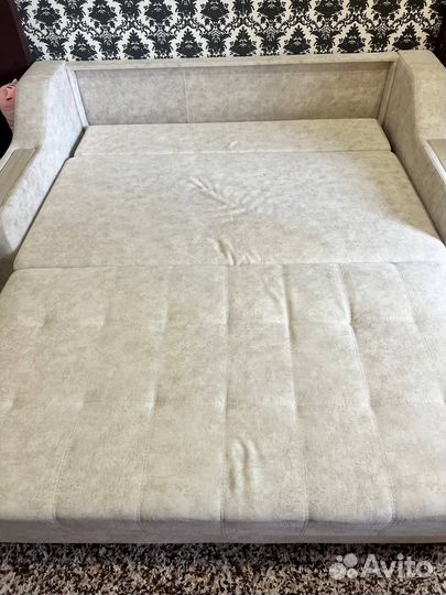 Диван прямой раскладной бу