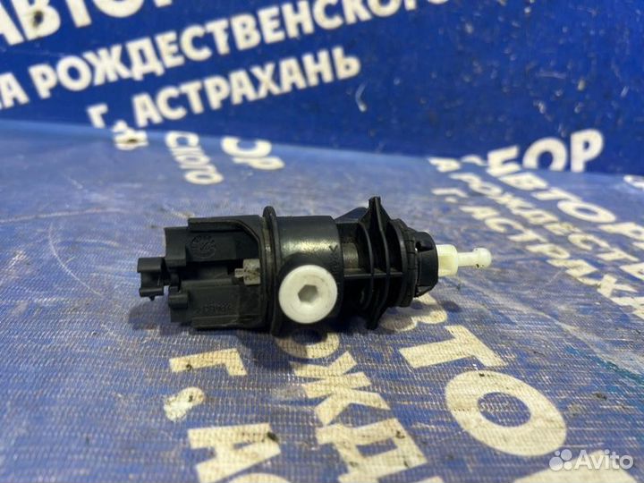 Корректор фар Renault Logan 1 седан 2008