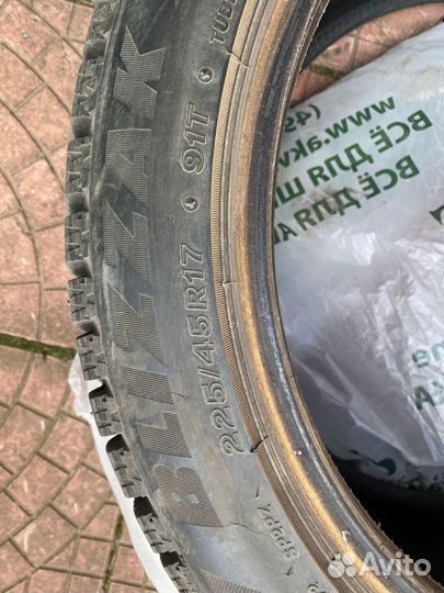 Bridgestone Blizzak LM-18 225/45 R17 91T