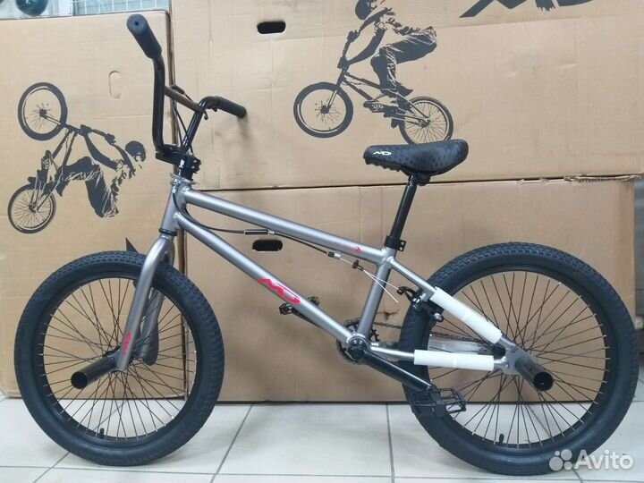 Трюковой велосипед BMX