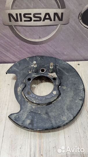 Пыльник Защита ступицы тормозного диска Nissan tea