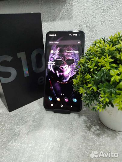 Телефон Samsung s 10 e