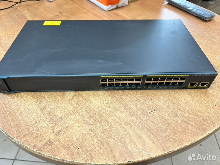 Cisco Switch WS-C2960-24TT-L