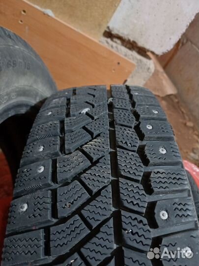 Viatti Brina Nordico V-522 185/65 R15 190L