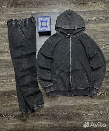 Спортивный костюм мужской