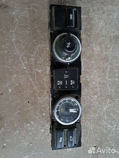 Блок кнопок подвески на Range Rover Vogue