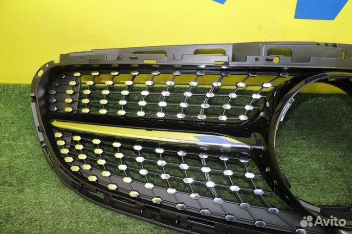 Решетка радиатора Mercedes E-Class W212