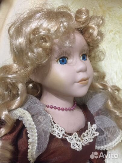 Коллекционная кукла