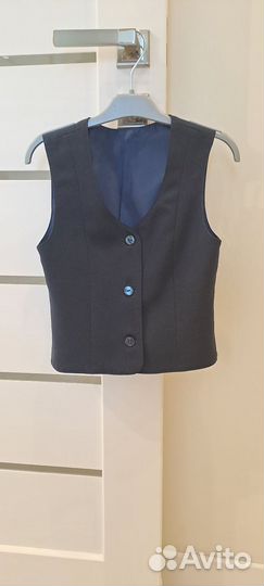 Жилетка для девочки школьная