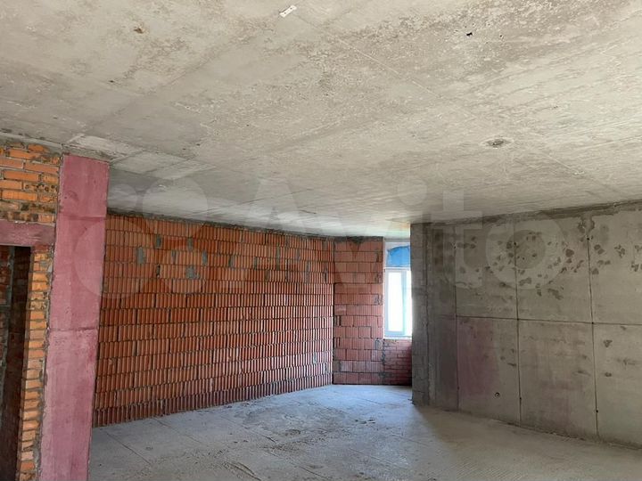 3-к. квартира, 135 м², 3/9 эт.