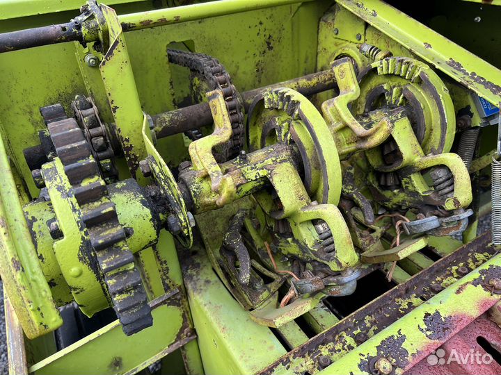 Пресс-подборщик Claas Markant 40, 2001