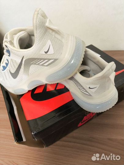 Кроссовки Nike