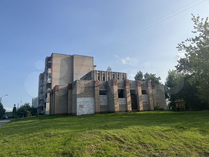 Здание свободного нащеачения