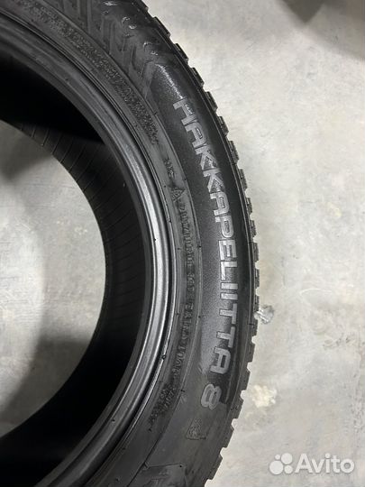 Nokian Tyres Hakkapeliitta 8 215/60 R16