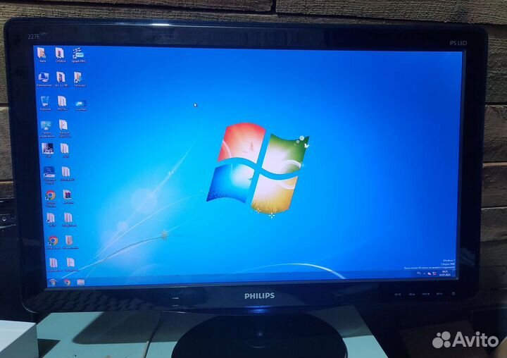 Монитор Philips 227E3Q IPS FullHD LED 22 дюйма