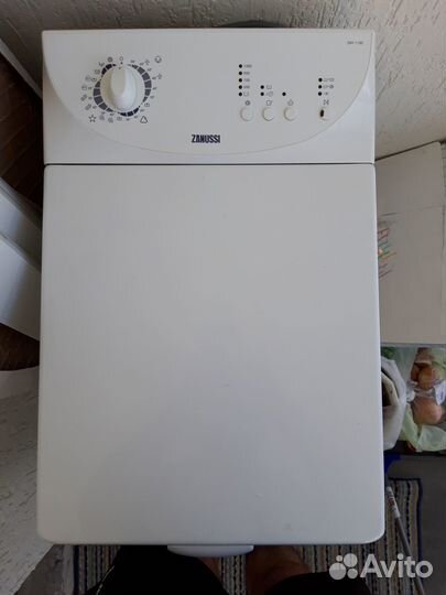 Стиральная машина Zanussi вертикальная