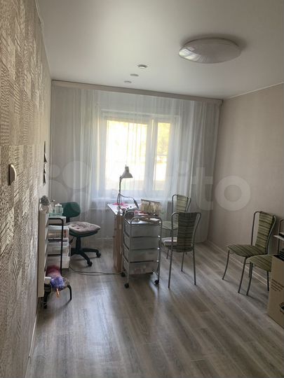 2-к. квартира, 54 м², 1/5 эт.