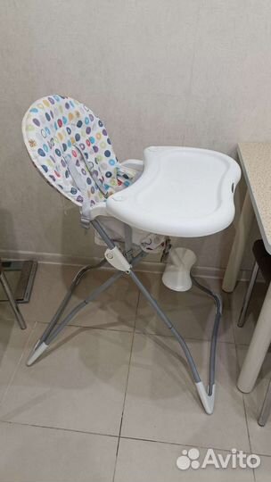 Стульчик для кормления Graco Tea Time
