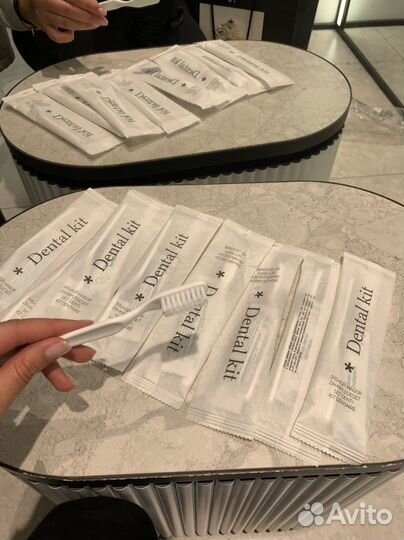 Зубные щетки новые в упаковке