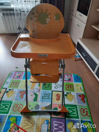Стульчик для кормления brevi
