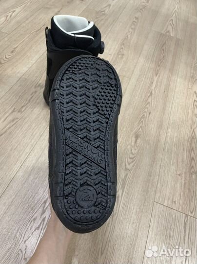 Сноубордические ботинки женские