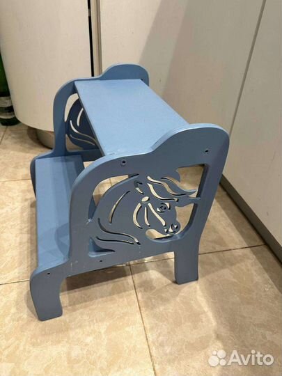Стульчик подставка