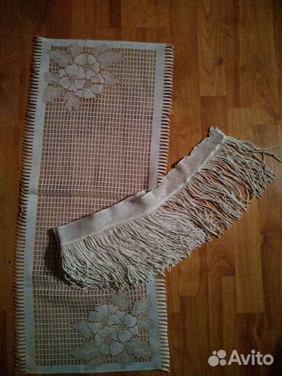 Салфетки,скатерти,бахрома,кружево,вышивки СССР