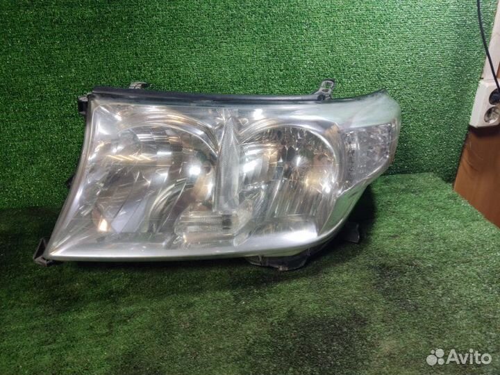 Фара левая Toyota Land Cruiser 200