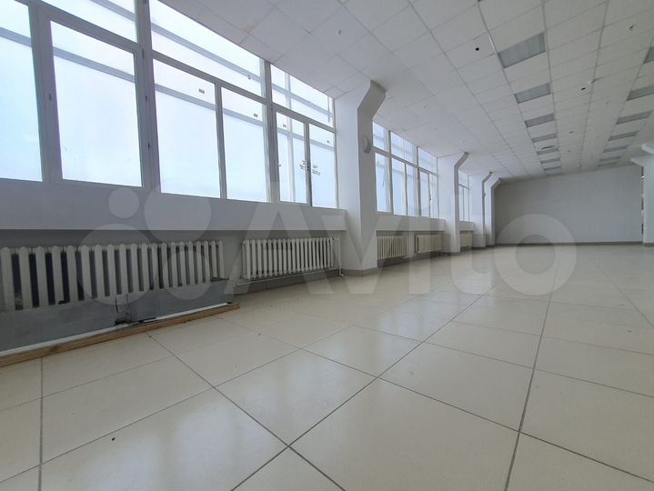 Магазин от 100 м² в ТЦ галлерея