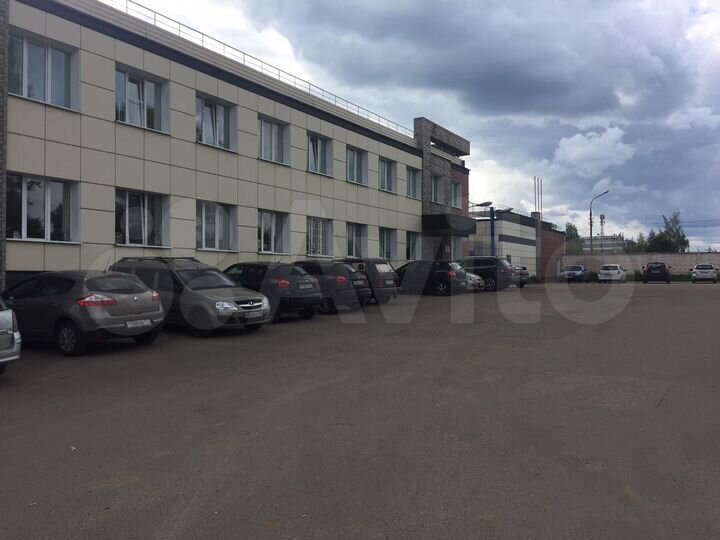 Свободного назначения, 12300 м²