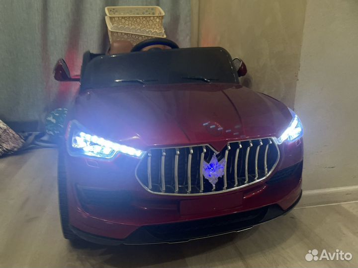 Электромобиль детский