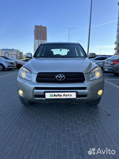 Toyota RAV4 2.0 AT, 2006, 197 000 км