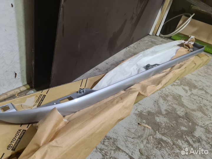 Накладка подножки toyota land cruiser Prado 150