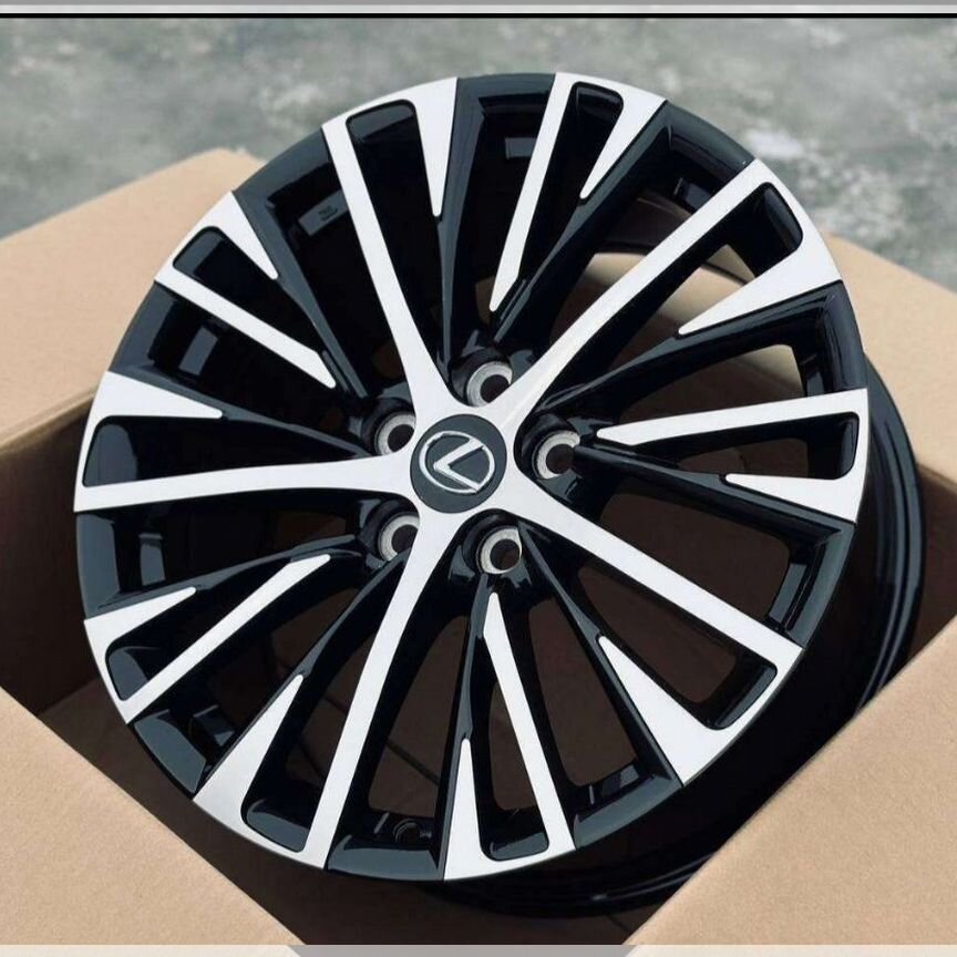 Литые диски Lexus 8×R18 5×114.3