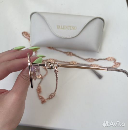 Солнцезащитные очки