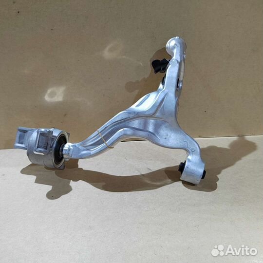 Рычаг передний левый нижний 54501-1BA8A Nissan