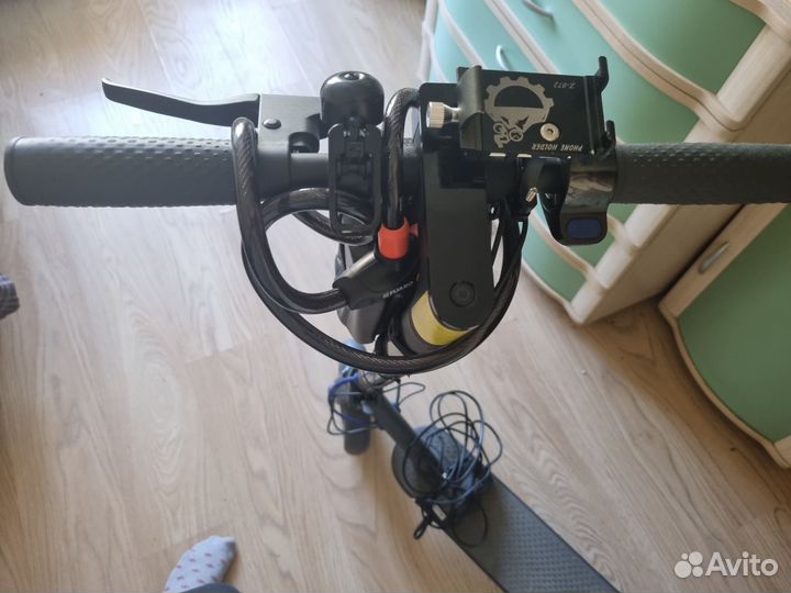 Электросамокат Xiaomi MI electric scooter 3