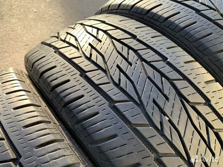 Continental ContiCrossContact LX2 215/50 R17