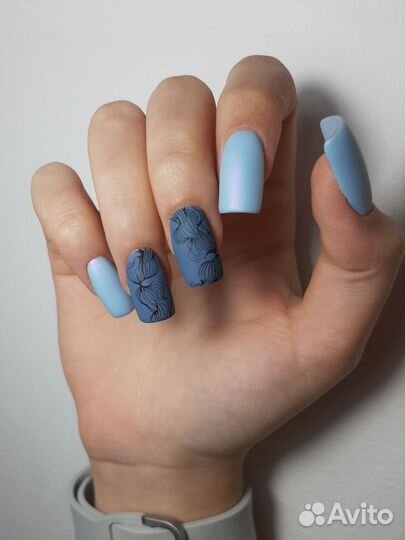 Маникюр с покрытием гель-лак