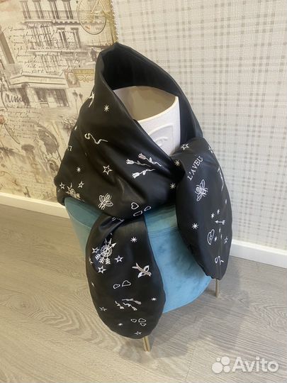 Косынка из экокожи утепленная