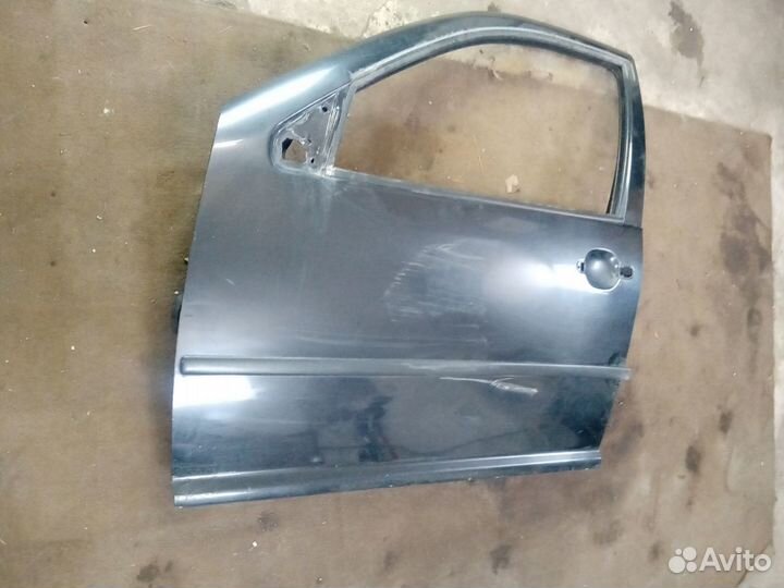 Дверь Гольф 4 Volkswagen Golf водительская(левая)