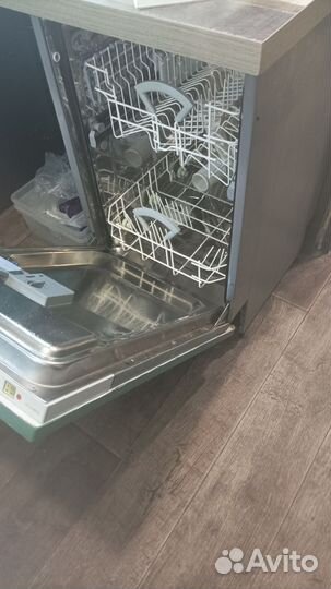 Посудомоечная машина hotpoint Ariston