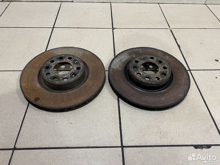 Тормозной диск передний Volkswagen Tiguan