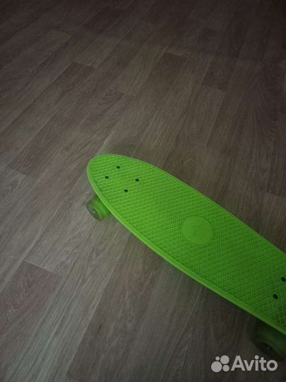 Яркий скейтборд