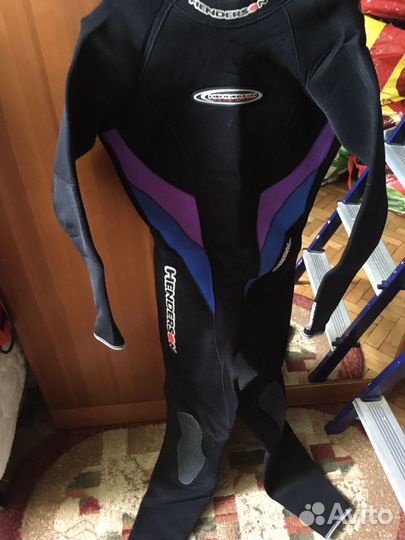 Гидрокостюм для дайвинга