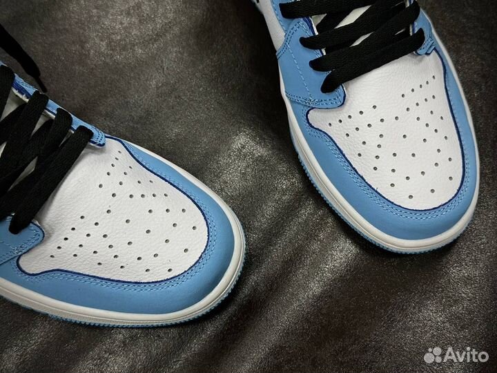 Кроссовки Nike Air Jordan 1 High University Blue Н