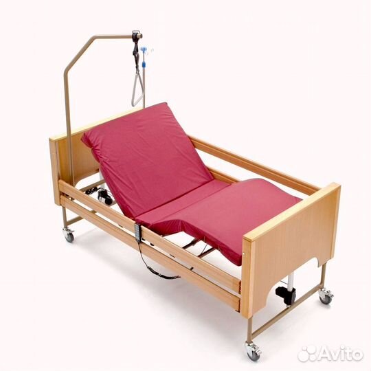 Медицинская кровать для лежачих больных