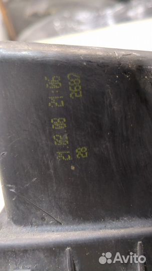 Корпус воздушного фильтра Opel Zafira B, 2008