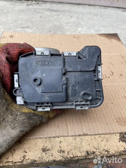 Дроссель VW Audi Skoda 1.2 cbzb cbza 03F133062